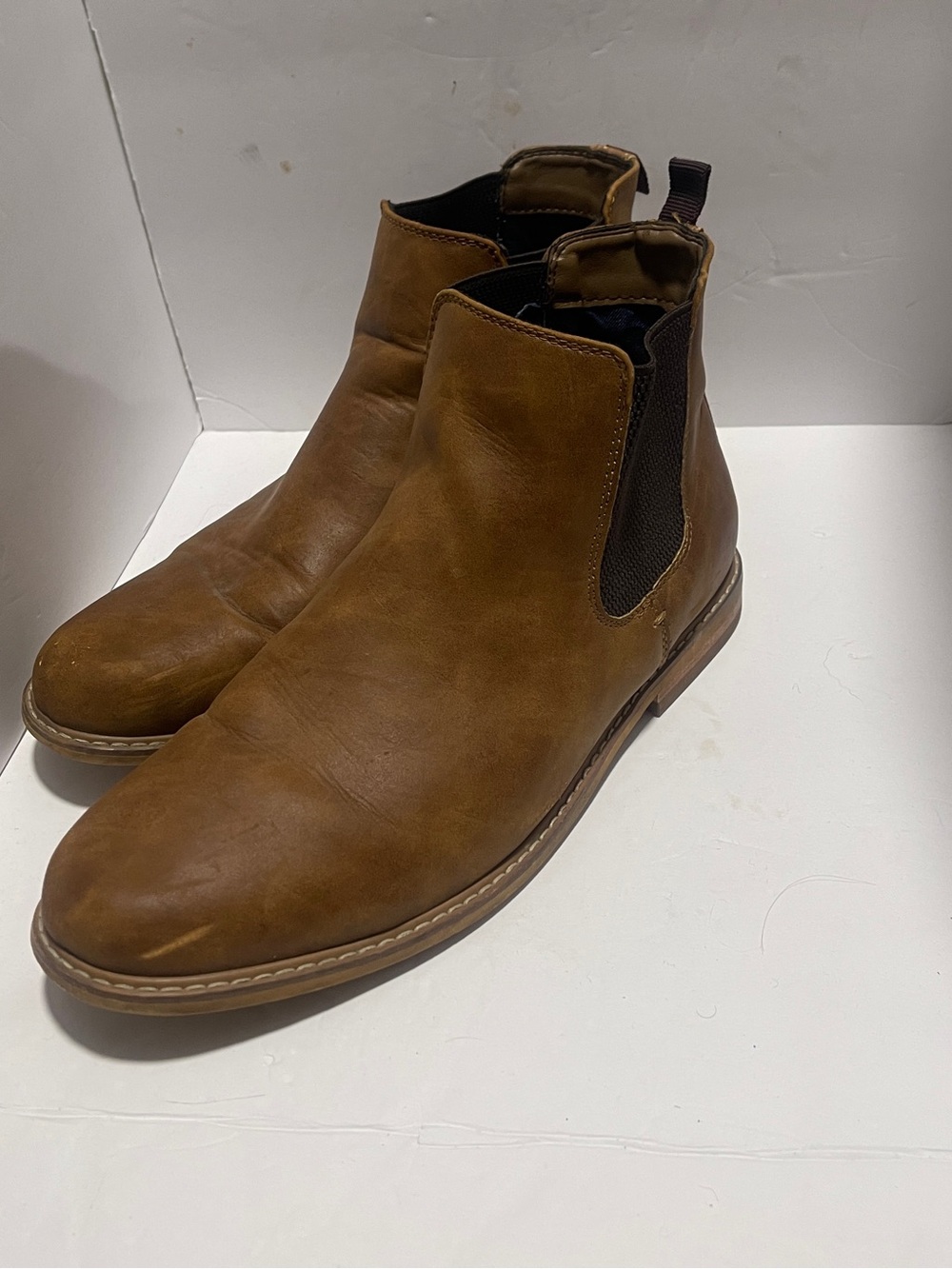 Call It Spring Men's Chelsea Boots size 9